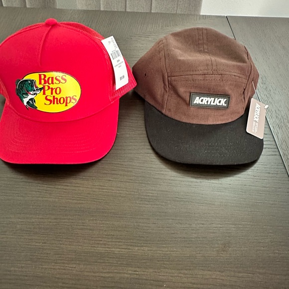 Bass Pro Shops Red Cap and Acrylick Brown Cap - Picture 1 of 3